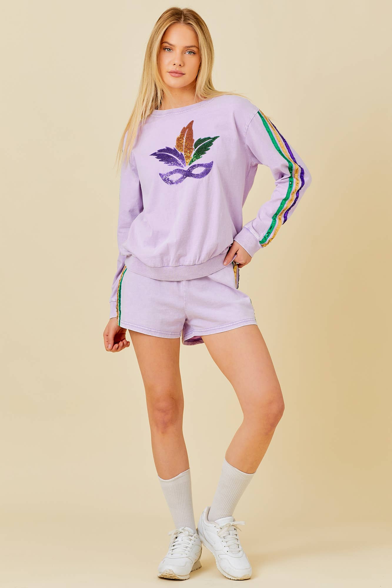Mardi Grass Sequin Stripe Trim Short: LAVENDER / L