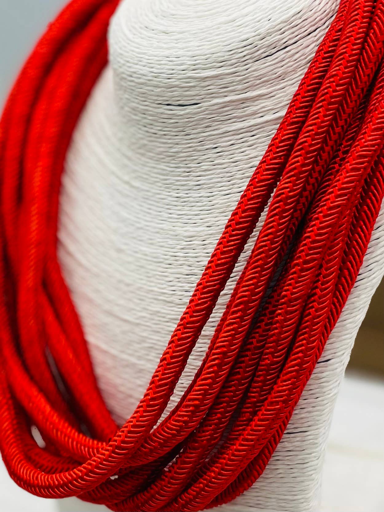 "Original" Slub 8-Strand Necklace (red)