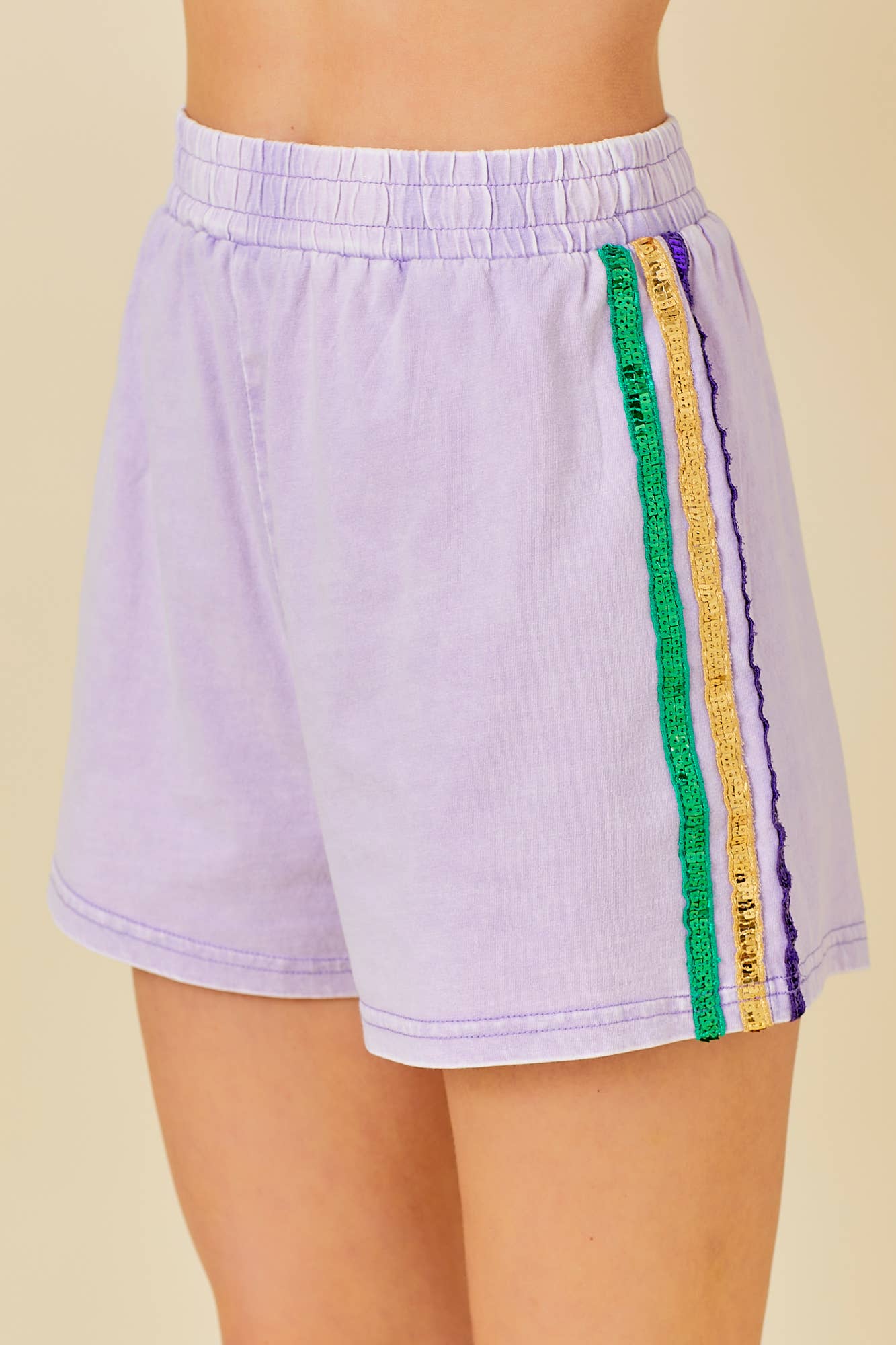 Mardi Grass Sequin Stripe Trim Short: LAVENDER / L