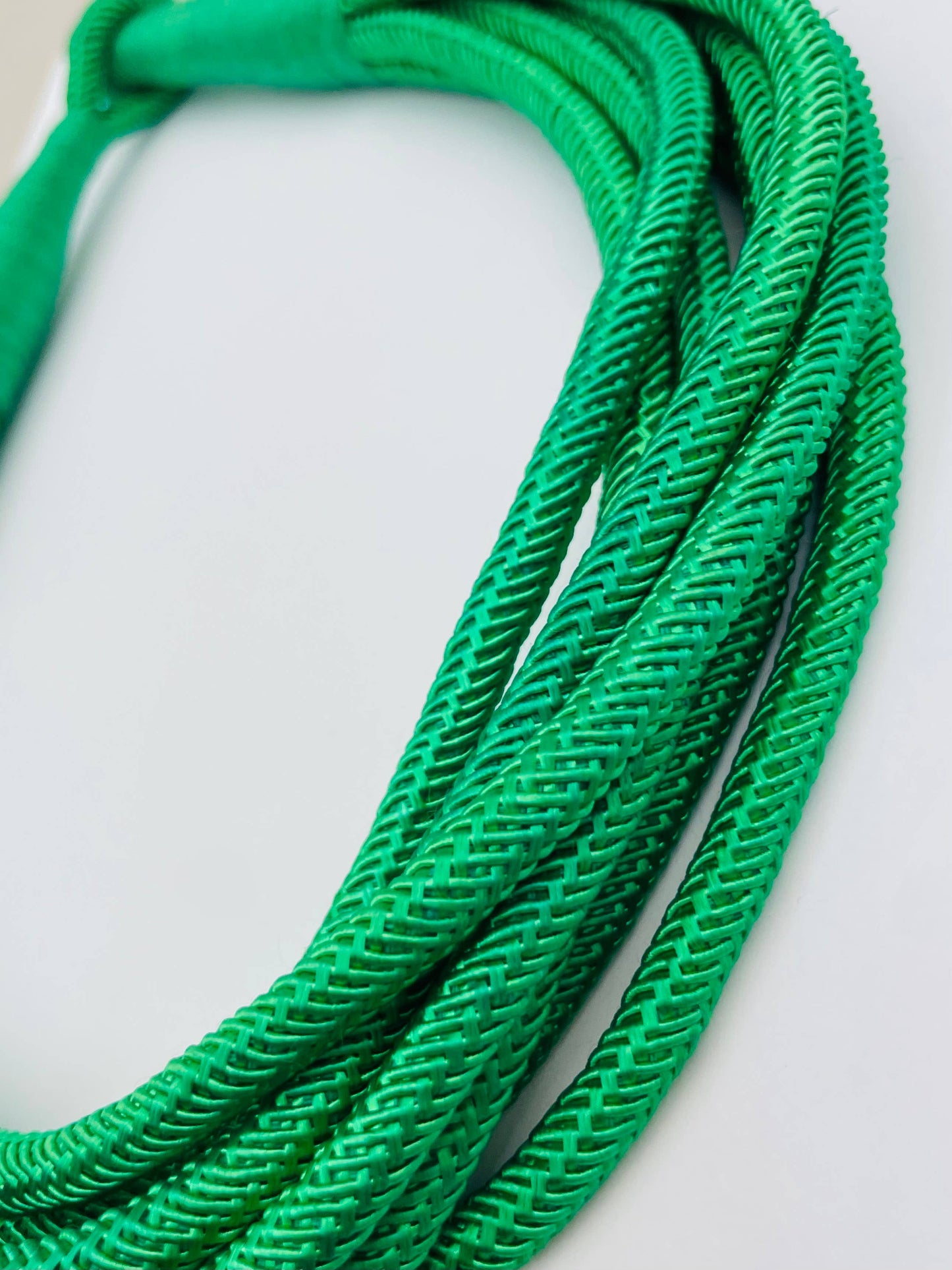 "Original" Slub 8-Strand Necklace (kelly green)