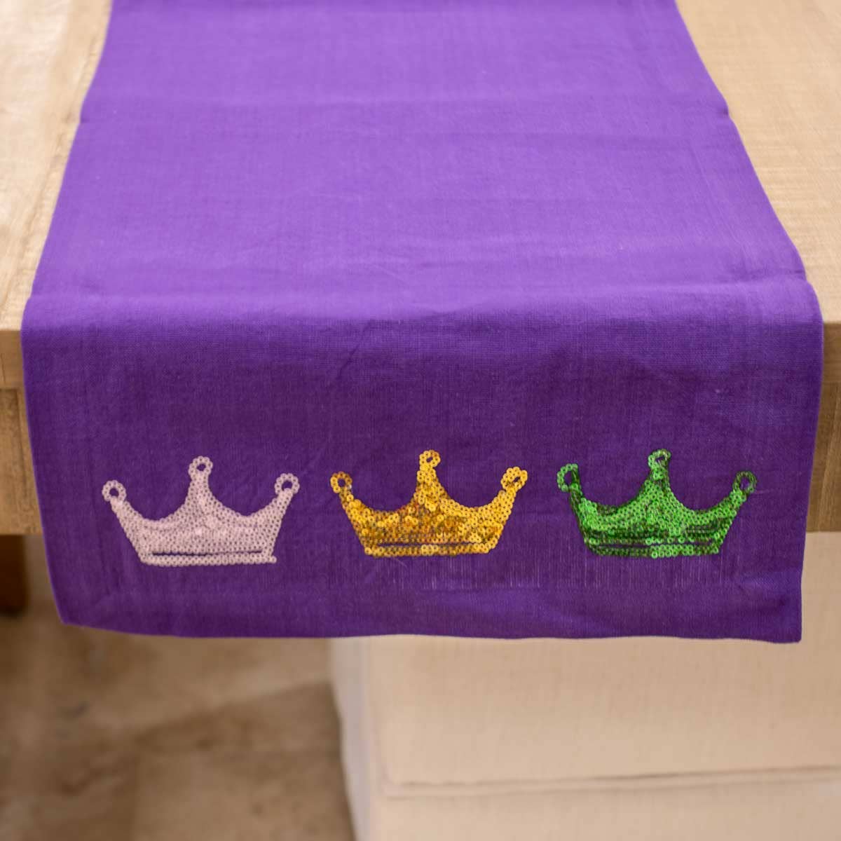 Victoria Crown Runner   Purple/Gold/Green/Light Purple   13x60