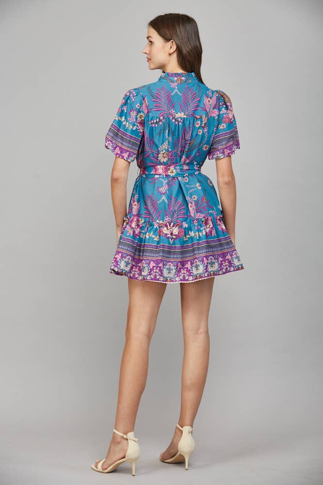 FATE: SELF SASH RUFFLED V-NECK SHORT SLEEVE MINI DRESS