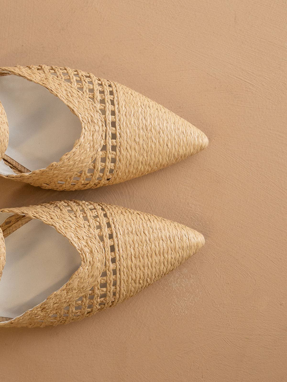 The Tia | Natural Pointed Toe Raffia Detail Kitten Heel: NATURAL