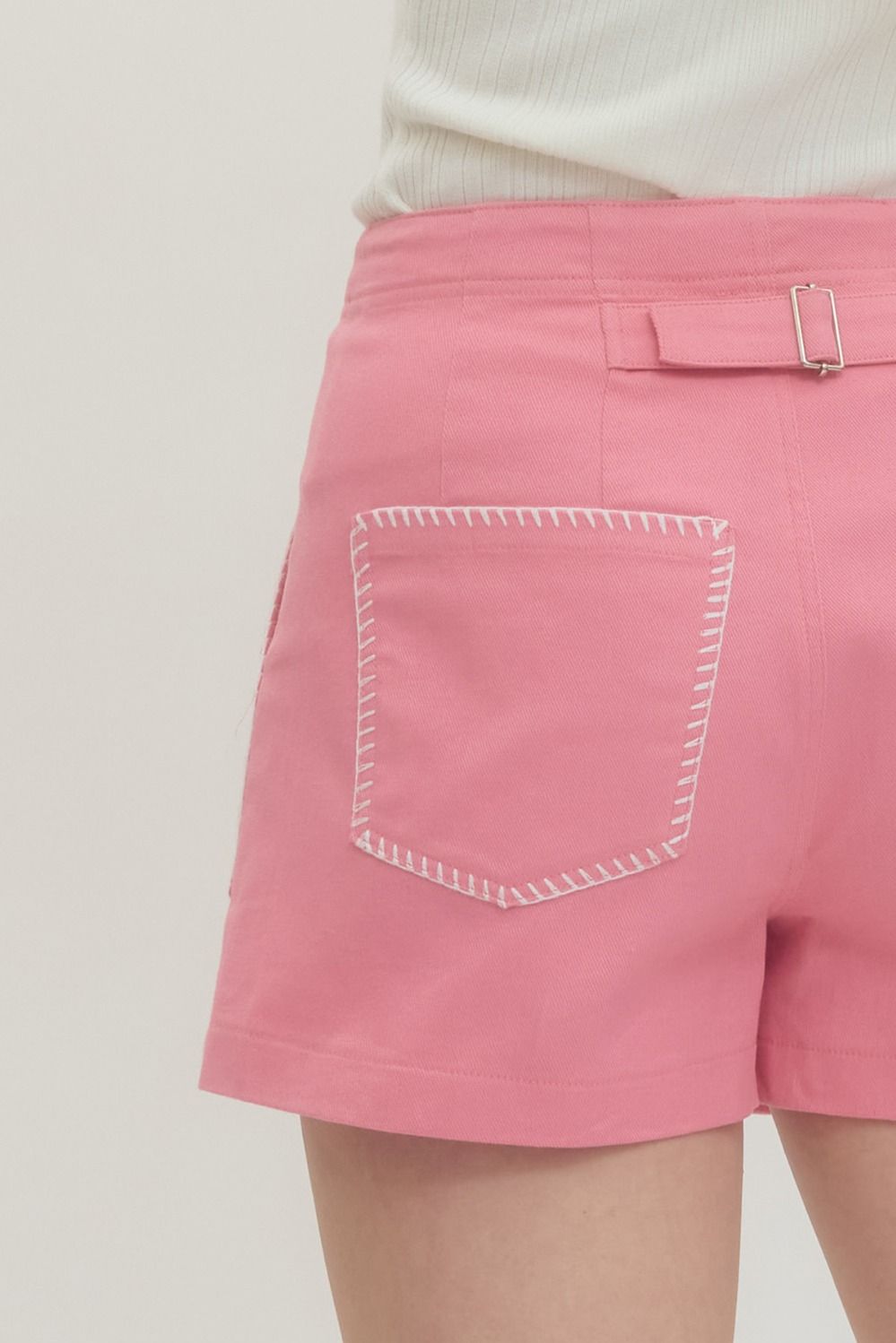 Entro - High Waisted Contrast Stitching shorts - PINK
