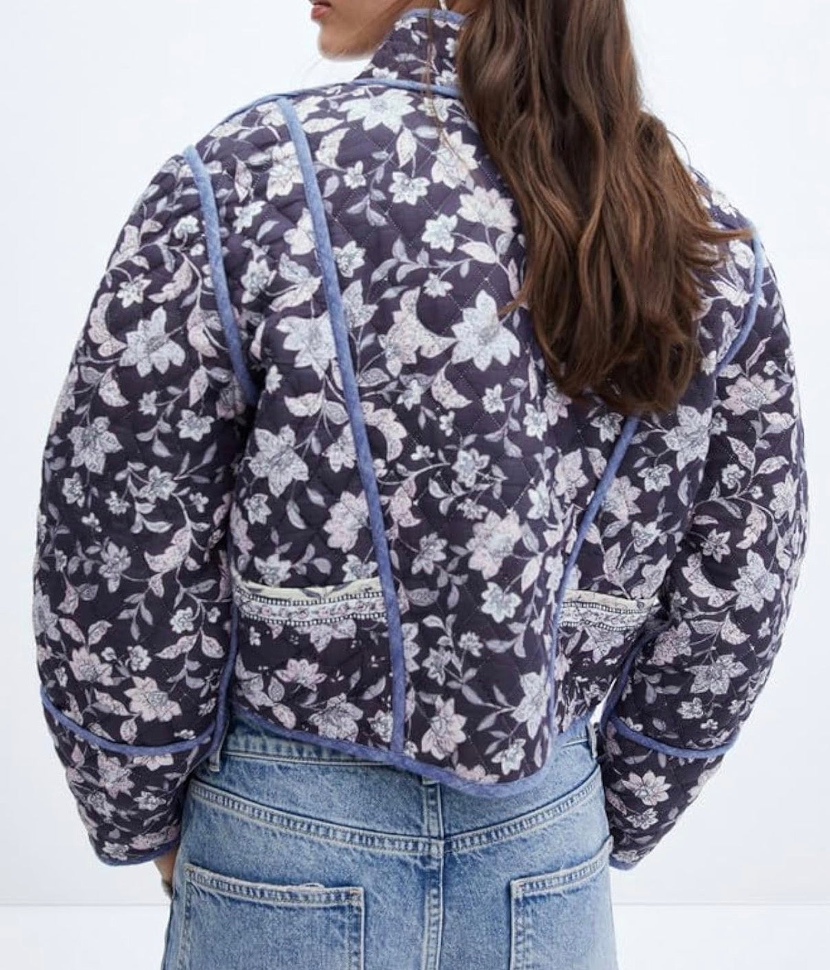 Reversible Quilted cropped jacket with pockets on both sides
