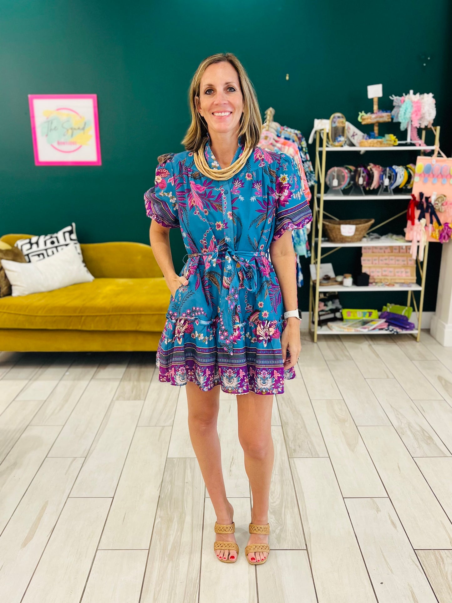 FATE: SELF SASH RUFFLED V-NECK SHORT SLEEVE MINI DRESS