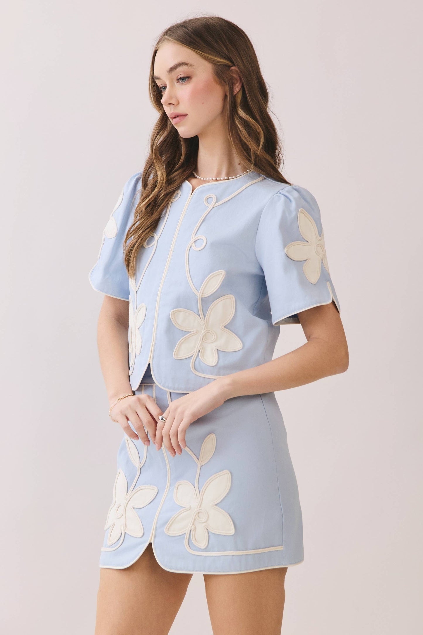 TCEC Embroidered Appliqué Floral Short Puff Sleeve Structured Skirt Set / BLUE