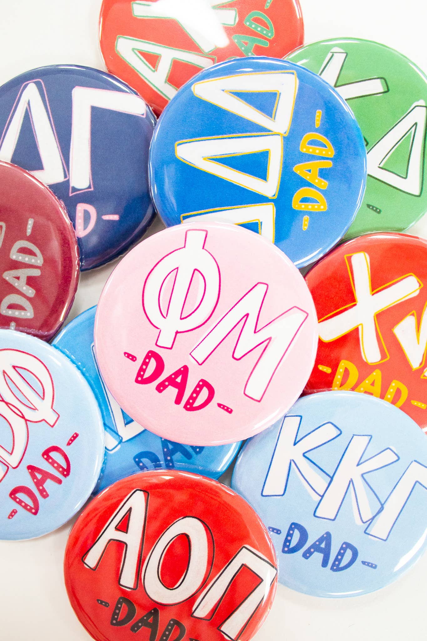 Sorority Dad Gameday Buttons : CHI OMEGA