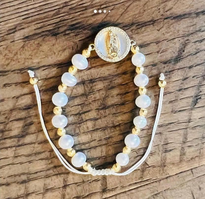 Virgin Mary Pearl and gold bracelet