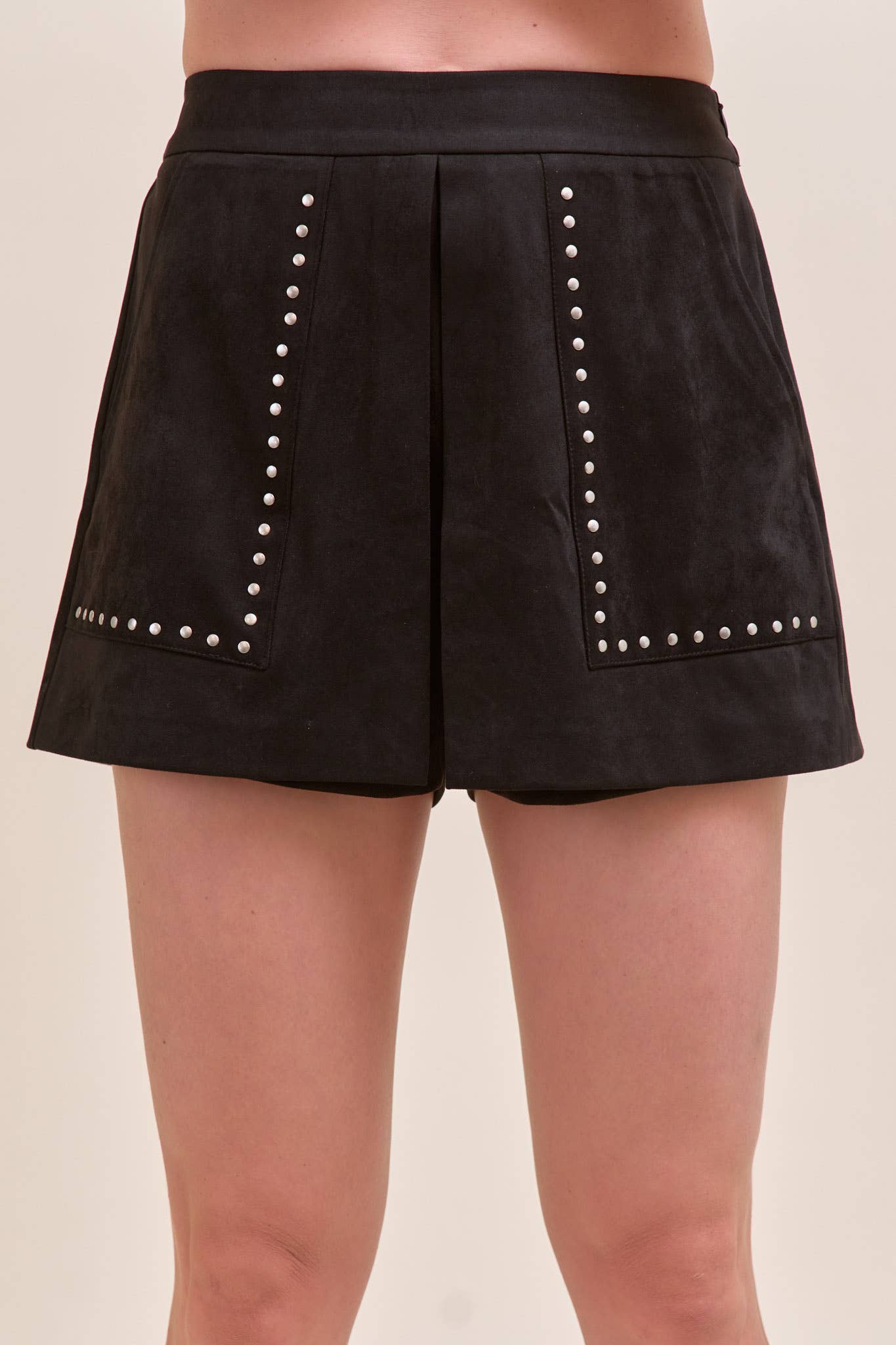 STUDDED HIGH WAIST SKORT