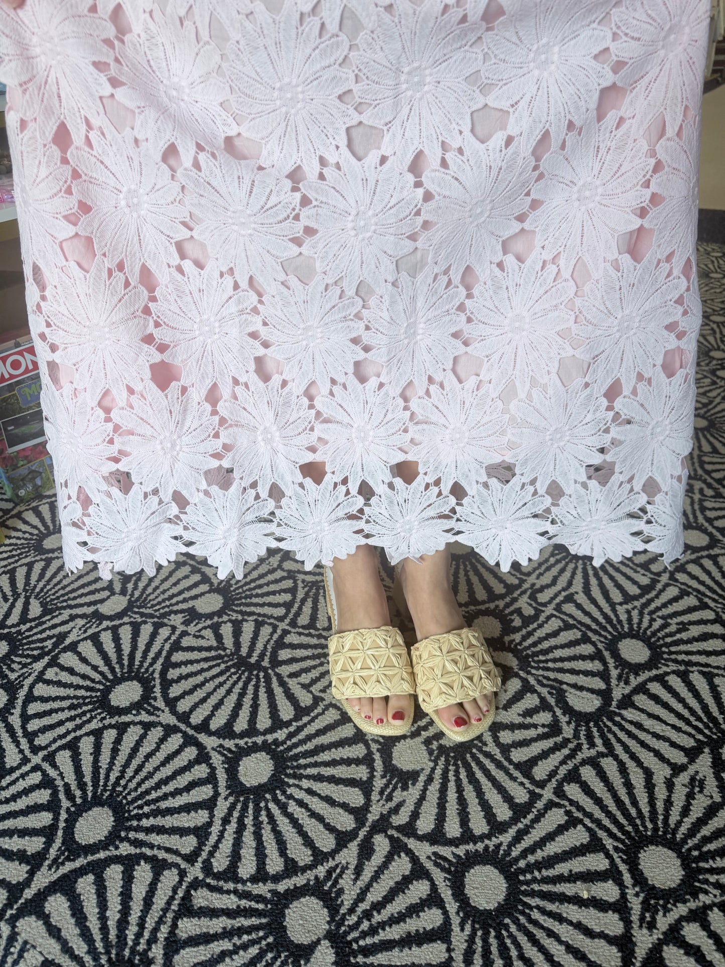 TCEC Floral Lace scalloped hem midi skirt: PINK