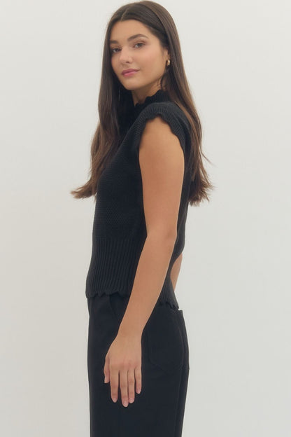 Entro - Scallop Trim Ribbed Waist Top / BLACK