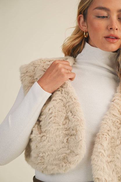 WAVY FAUX FUR BOLERO VEST