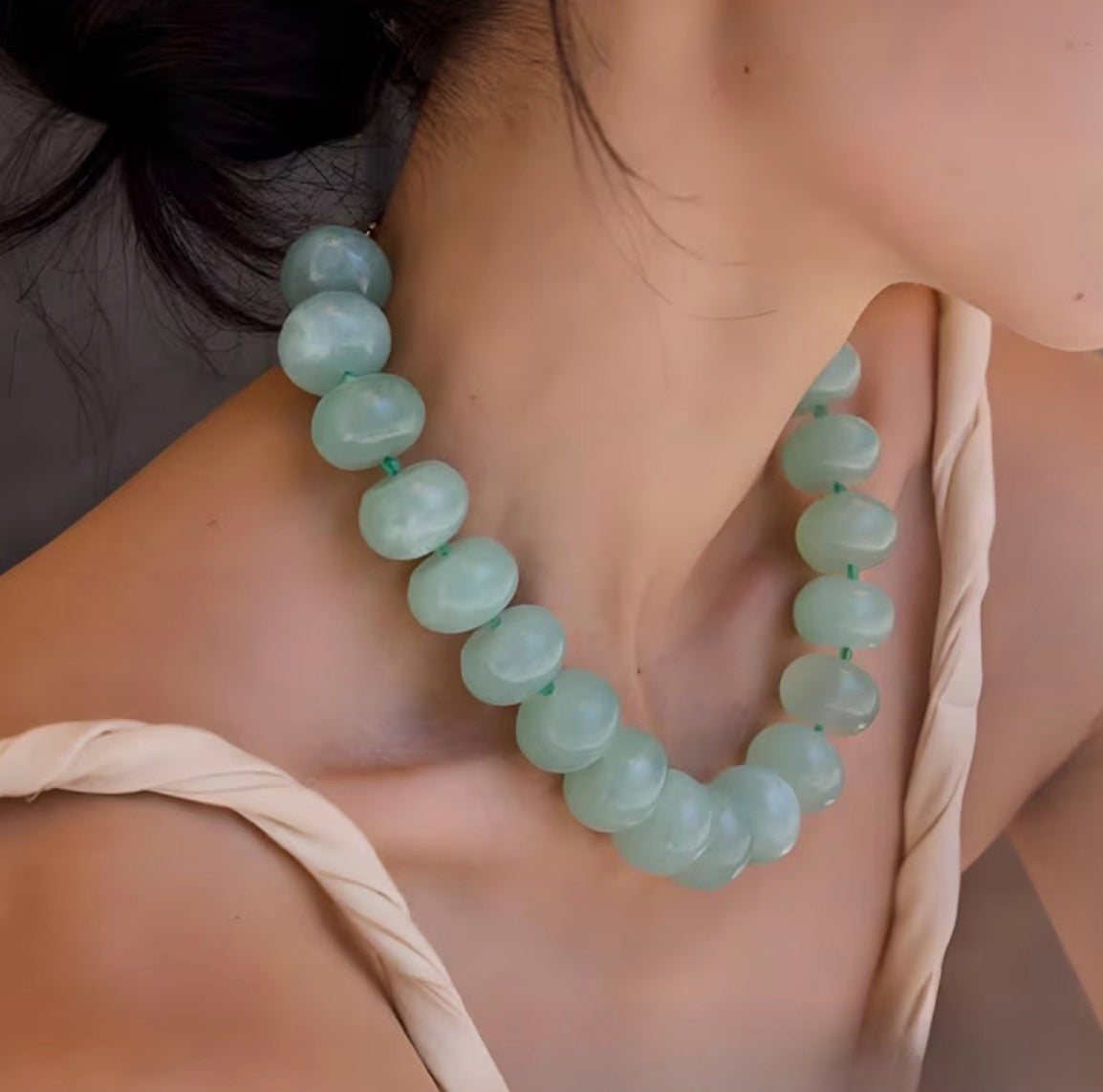 Chunky Beaded Necklace: Pink
