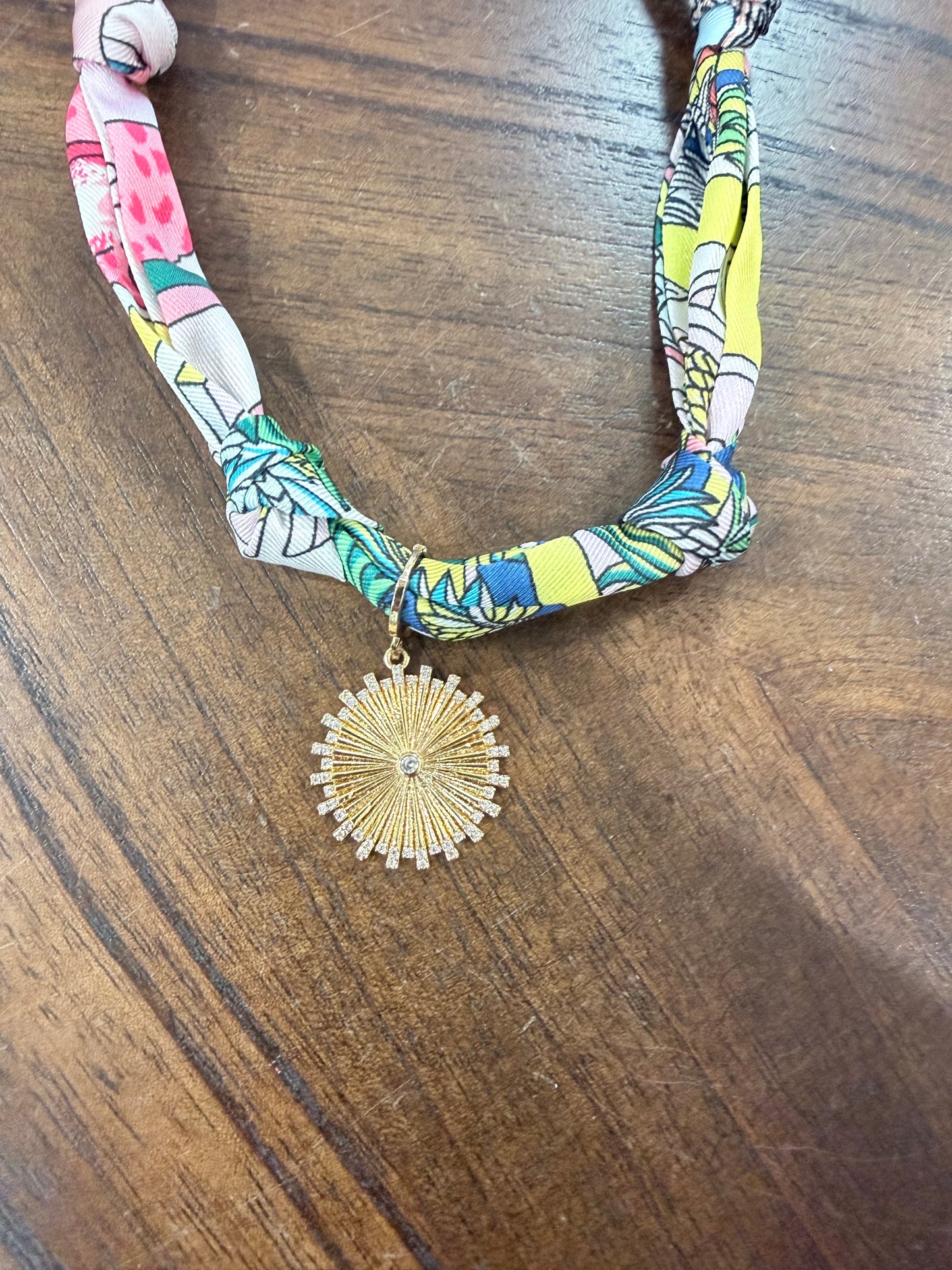 Palmas Scarf Necklace