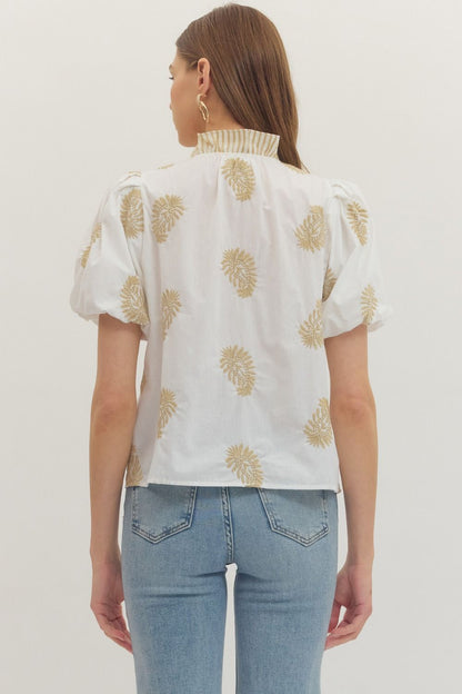 Entro Botanical embroidered short puff sleeve top : white / tan