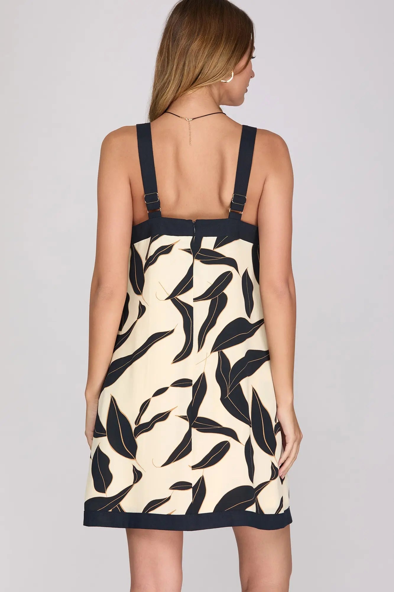 Floral mini dress with pockets : navy / cream