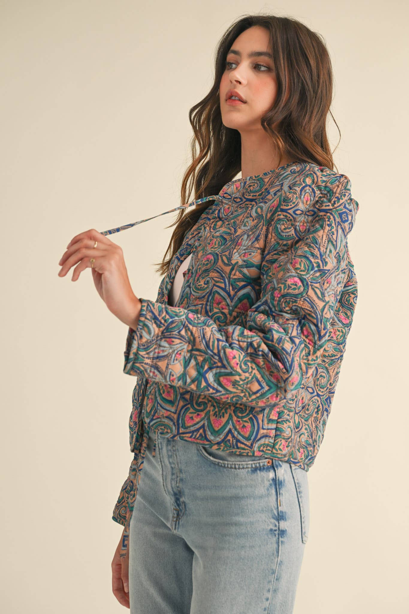 EXCLUSIVE PRINT QUILTED PAISLEY PRINT JACKET