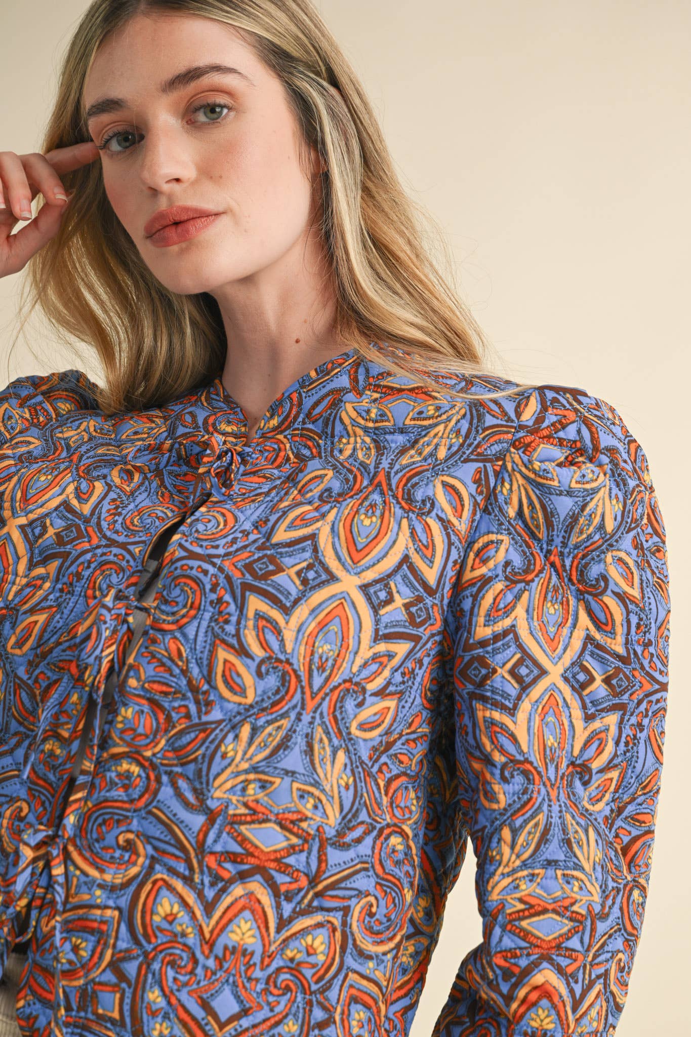 EXCLUSIVE PRINT QUILTED PAISLEY PRINT JACKET
