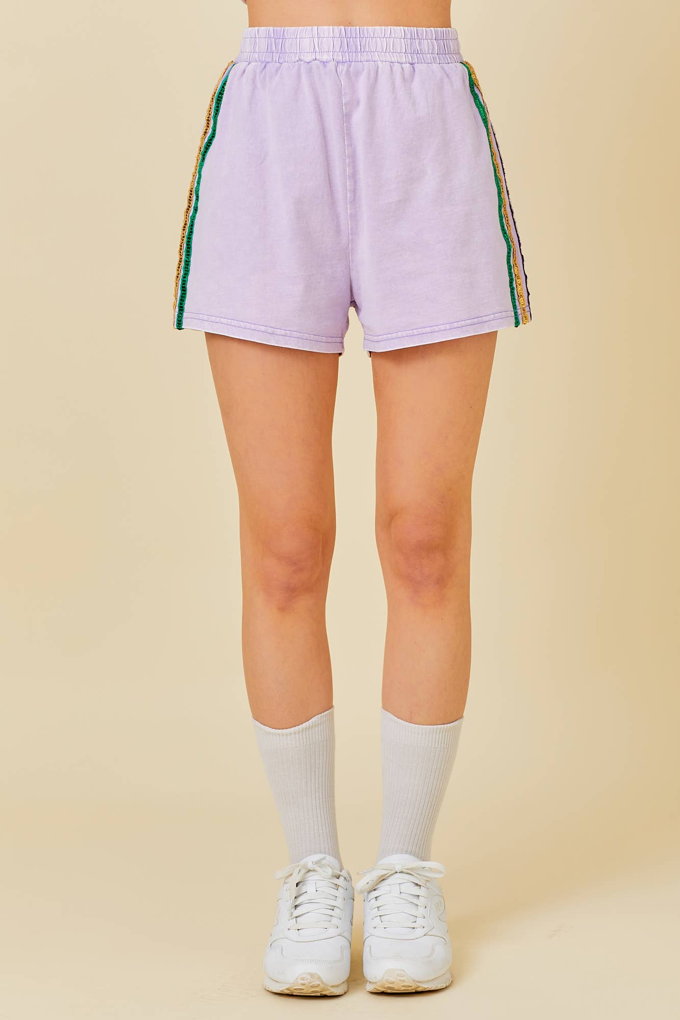 Mardi Grass Sequin Stripe Trim Short: LAVENDER / S