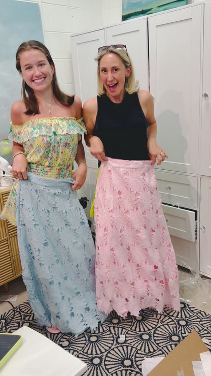 TCEC Floral Lace scalloped hem midi skirt: BLUE